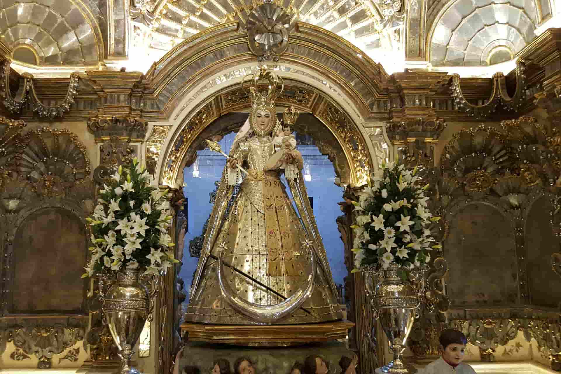 Cabecera Camarín Virgen del Rosario
