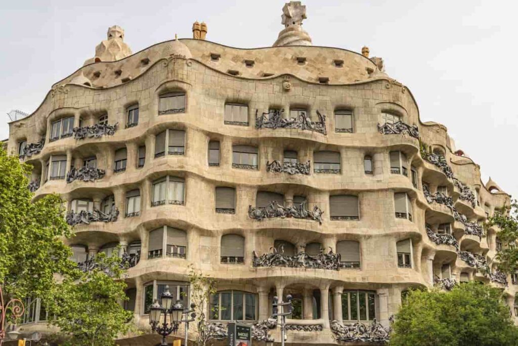 casa milà